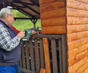 Výstavba parkoviska pred MŠ a nový vstup do MŠ (8.2022)