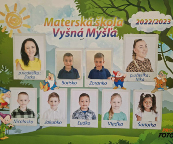 Výstavba parkoviska pred MŠ a nový vstup do MŠ (8.2022)