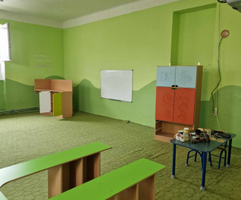 Výstavba parkoviska pred MŠ a nový vstup do MŠ (8.2022)