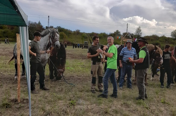 KRÍŽE A KAPLNKY  VYŠNEJ  MYŠLE A OKOLIA