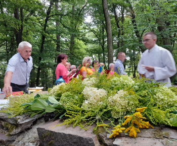 Výsadba stromčekov pri Močidle. Jar 2022