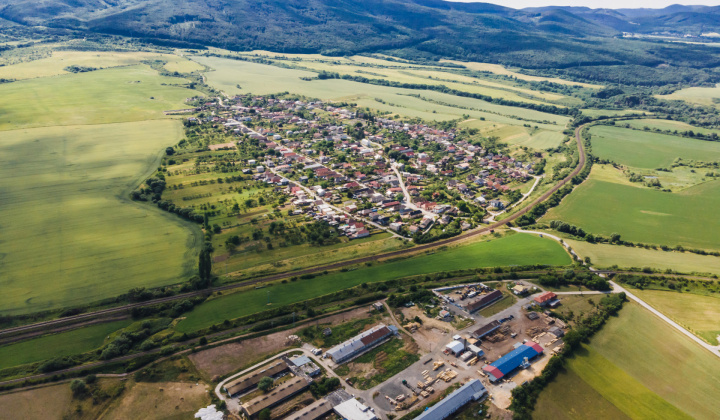 Vyšná Myšľa a okolie-pohľad zhora 8/2022