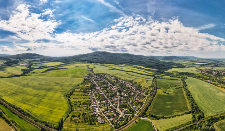 Vyšná Myšľa a okolie-pohľad zhora 8/2022