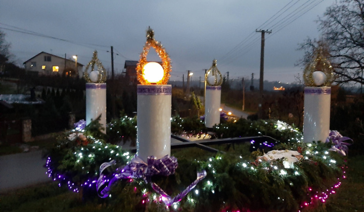 Adventný veniec r. 2020