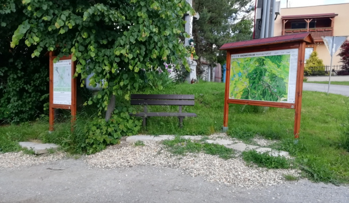 Informačná tabuľa na Náučný chodník Veľký Milič 
